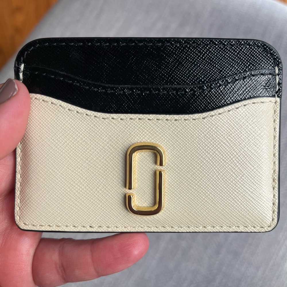 SOLD! Marc Jacobs Card Holder